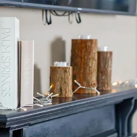 Heart Of Saltburn, Free Parking, Family Stays, Contractors - Scandi * Saltburn-by-the-Sea