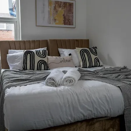 Heart Of Saltburn, Free Parking, Family Stays, Contractors - Scandi