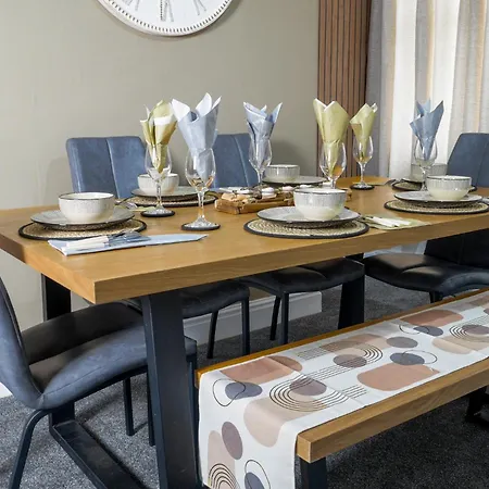 Apartment Heart Of Saltburn, Free Parking, Family Stays, Contractors - Scandi Saltburn-by-the-Sea