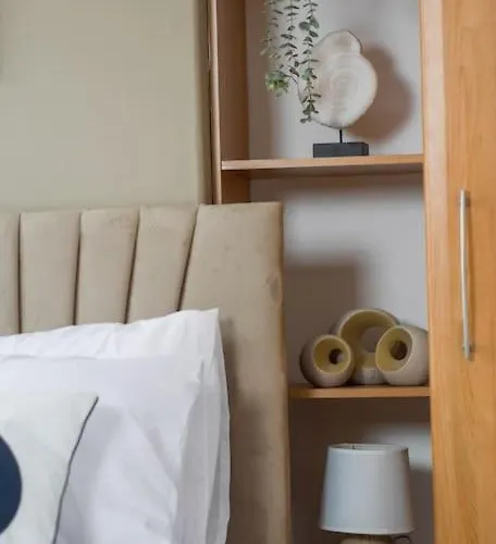 Heart Of Saltburn, Free Parking, Family Stays, Contractors - Scandi Apartment