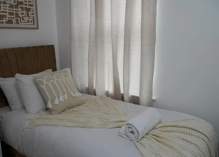 Heart Of Saltburn, Free Parking, Family Stays, Contractors - Scandi * Saltburn-by-the-Sea