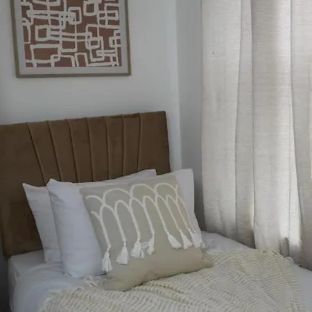 Heart Of Saltburn, Free Parking, Family Stays, Contractors - Scandi * Saltburn-by-the-Sea