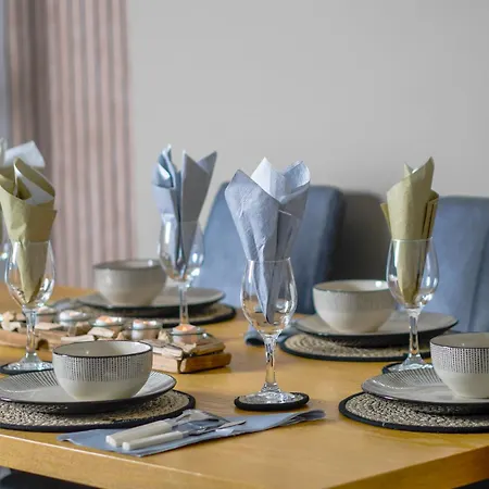 Heart Of Saltburn, Free Parking, Family Stays, Contractors - Scandi Daire